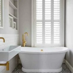 BC Designs 1580mm Acrylic Boat Bath - Gloss White - BAS063