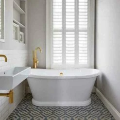 BC Designs 1800mm Acrylic Boat Bath - Gloss White - BAS070